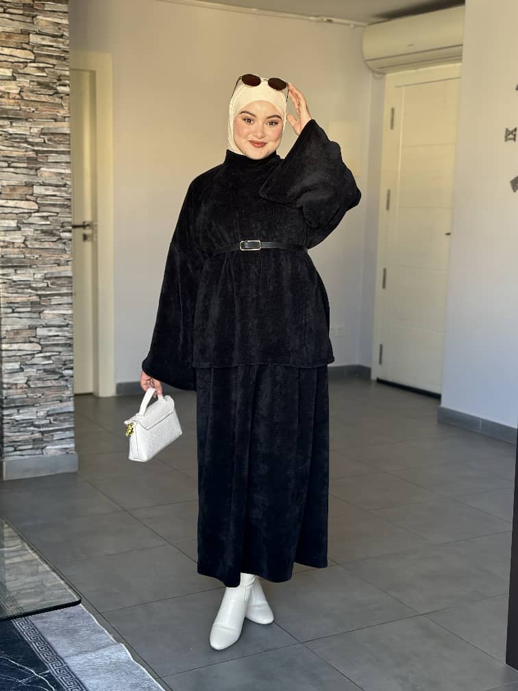 الموديل النسوي الفاخر